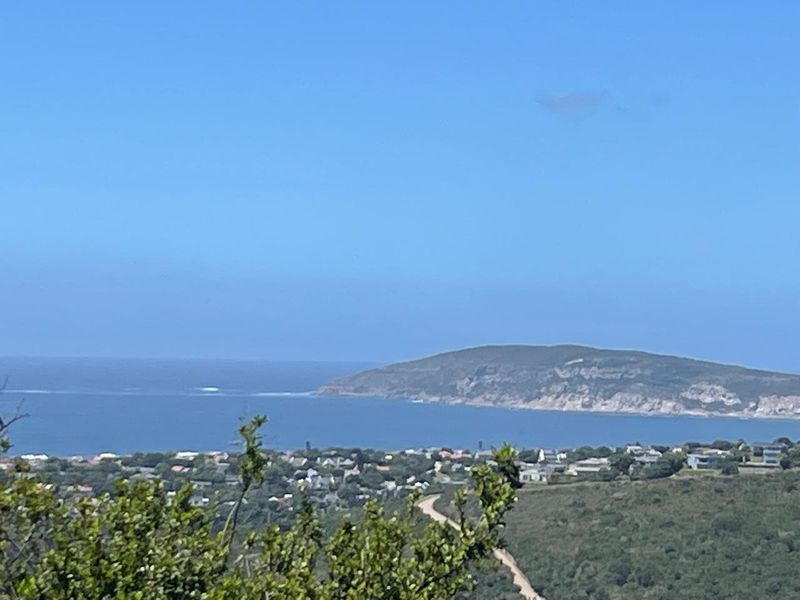 One of Plettenberg Bay’s Best-Priced Large Sea-View Stands - Photo 2