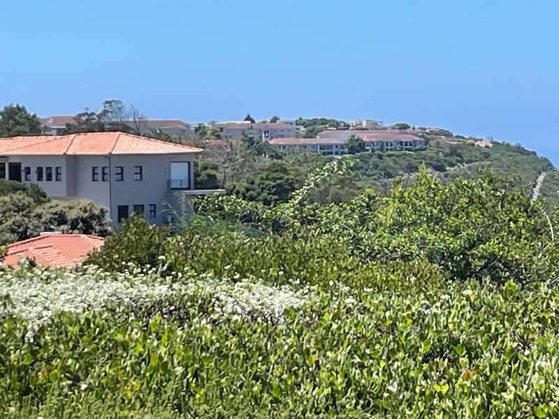 One of Plettenberg Bay’s Best-Priced Large Sea-View Stands - Photo 5