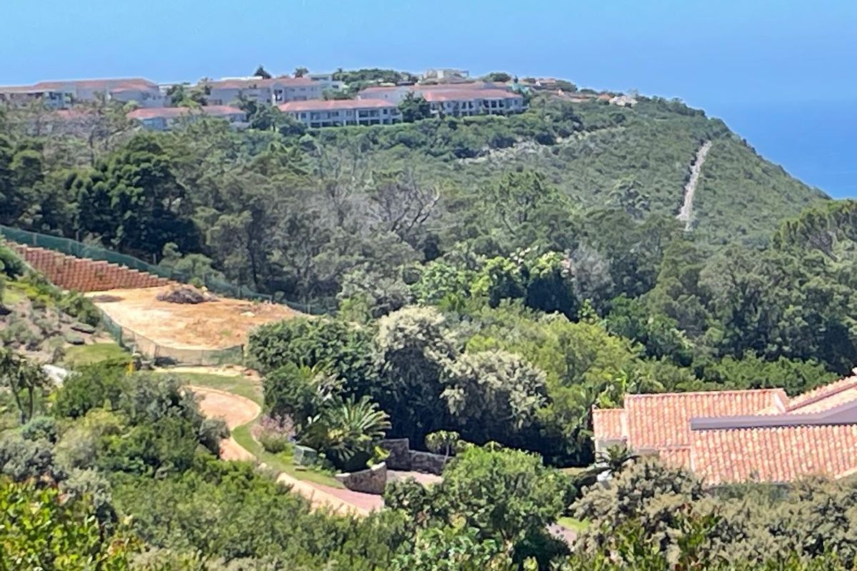 One of Plettenberg Bay’s Best-Priced Large Sea-View Stands - Photo 4