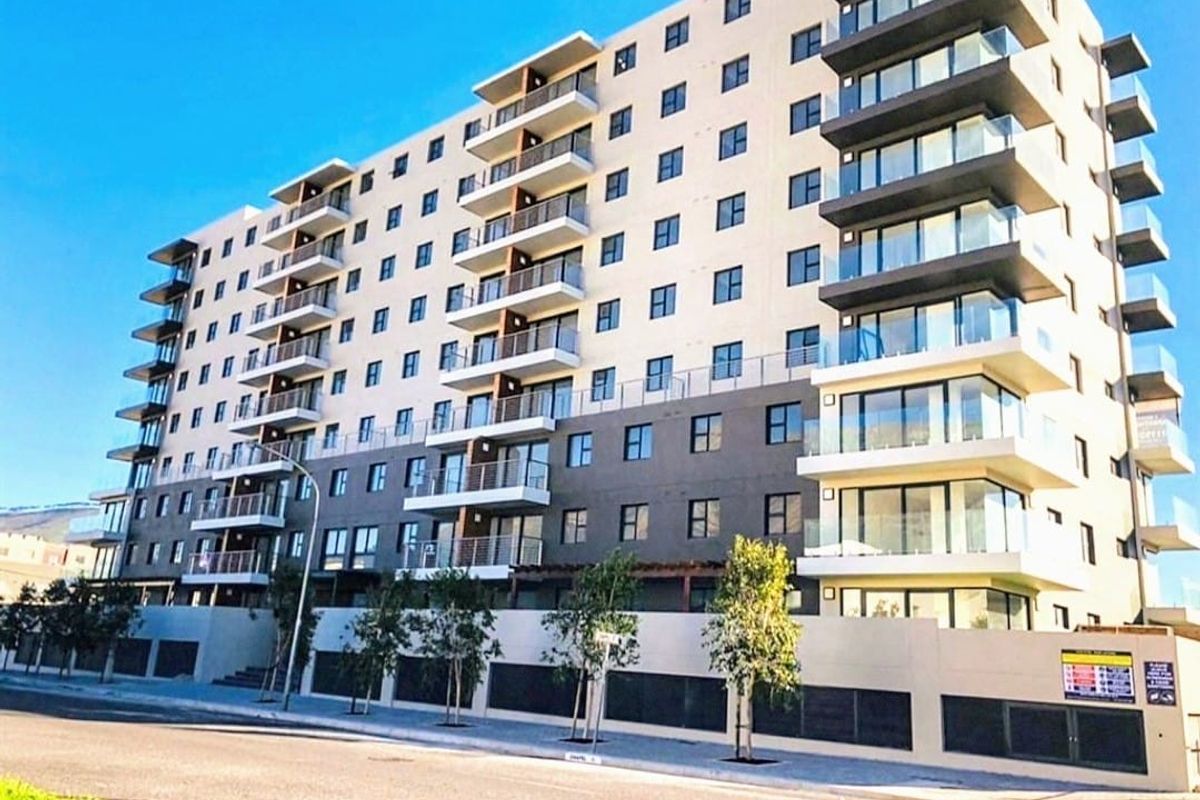 2 Bedroom Apartment For Sale with beautiful views of Table Mountain situated near the CPUT Campus. - Photo 5