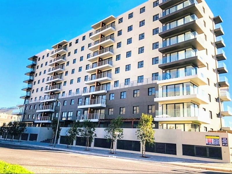 2 Bedroom Apartment For Sale with beautiful views of Table Mountain situated near the CPUT Campus. - Photo 5