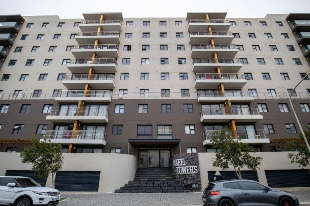 Modern Corner Apartment with Spectacular Table Mountain Views in Chapel Towers - Photo 2