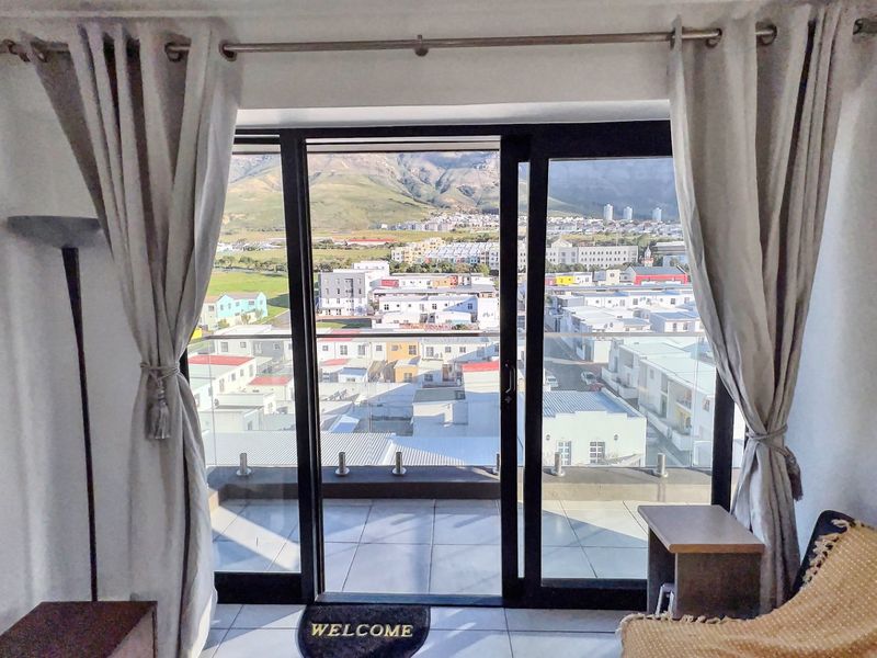Modern Corner Apartment with Spectacular Table Mountain Views in Chapel Towers - Photo 6