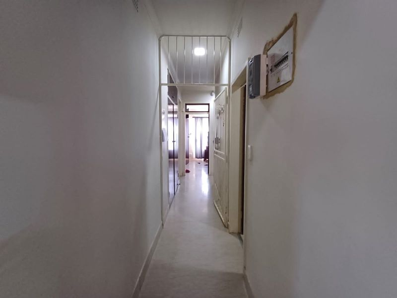 Charming and Secure 3-Bedroom Home for Sale in Orkney - Photo 10