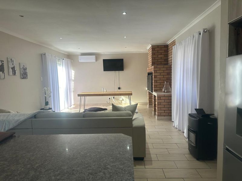 Cozy Brand New Modern Home!!! - Photo 10