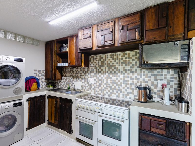 Breathtaking Lagoon And Sea View Unit In Ramsgate - Photo 3