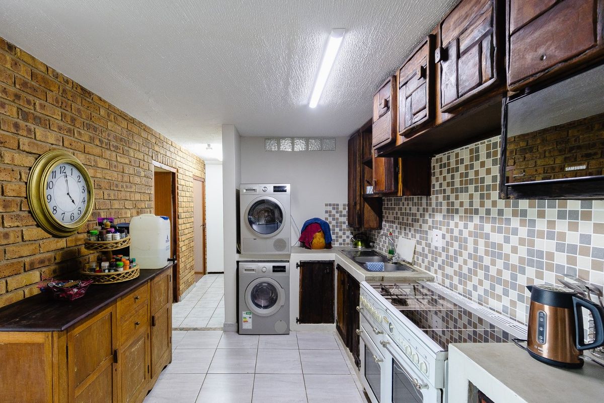 Breathtaking Lagoon And Sea View Unit In Ramsgate - Photo 5