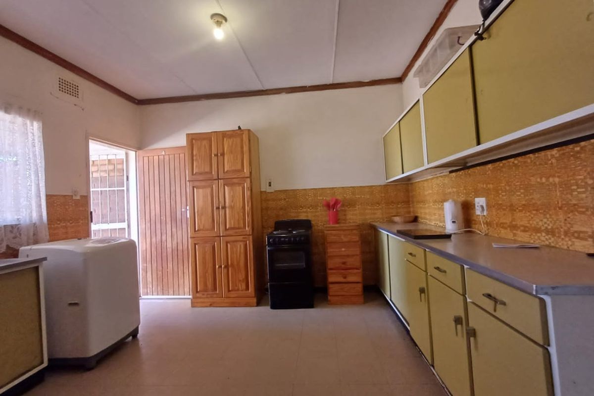 Cozy 2 Bedroom Flat/Apartment for sale in Meiringspark! - Photo 3