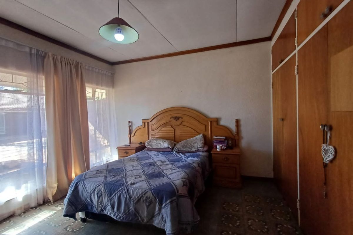 Cozy 2 Bedroom Flat/Apartment for sale in Meiringspark! - Photo 4