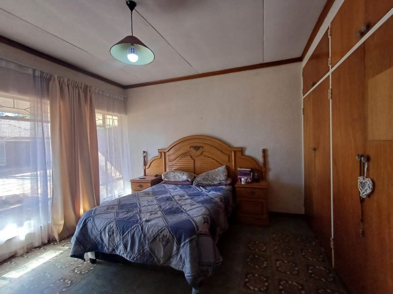 Cozy 2 Bedroom Flat/Apartment for sale in Meiringspark! - Photo 4