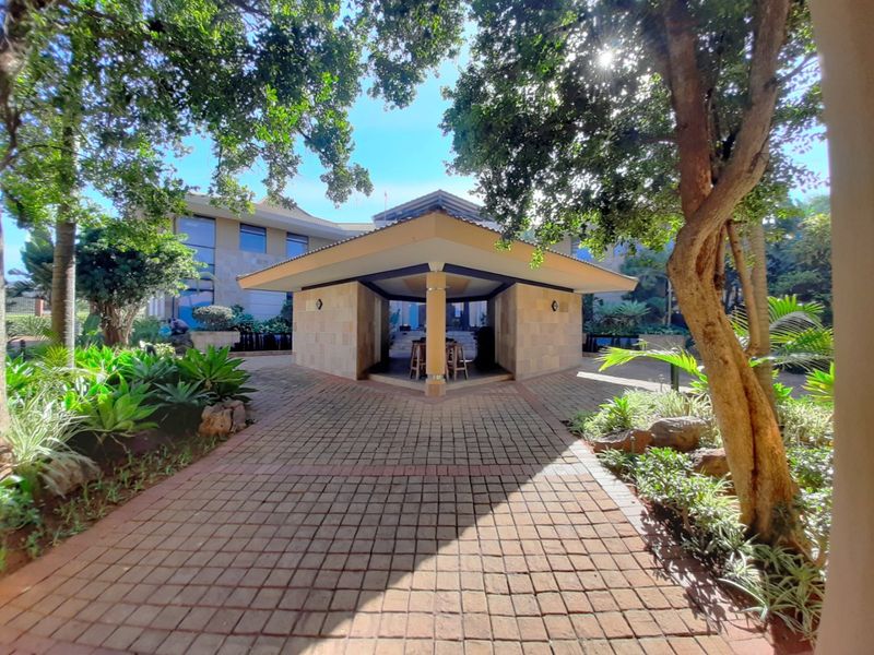 Prime Commercial Property for Sale in La Lucia - Photo 7