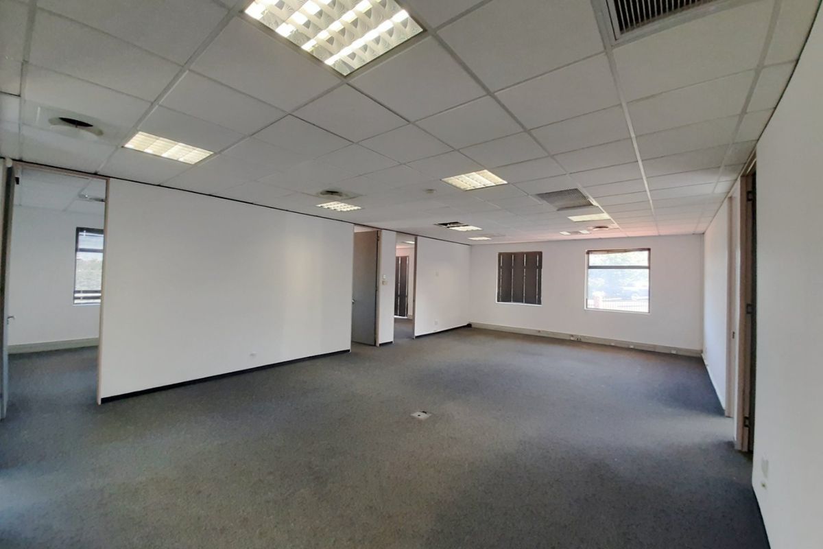 Prime Commercial Property for Sale in La Lucia - Photo 5
