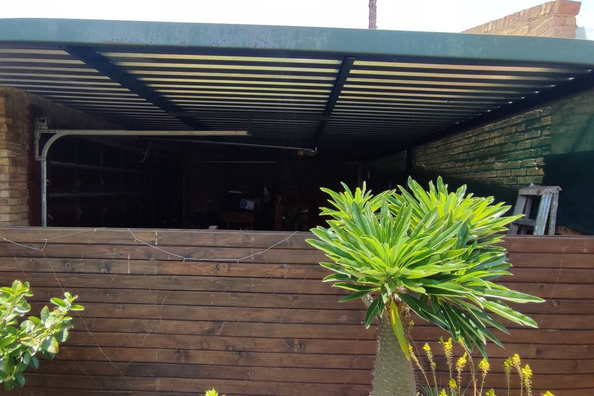 Well-Designed 3-Bedroom Cluster Home with a separate Flatlet for Sale Location: Clubview, Centurion - Photo 4