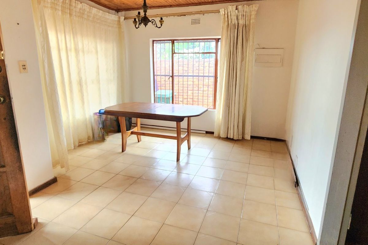 Expansive Home with Outbuilding – Endless Potential! - Photo 3