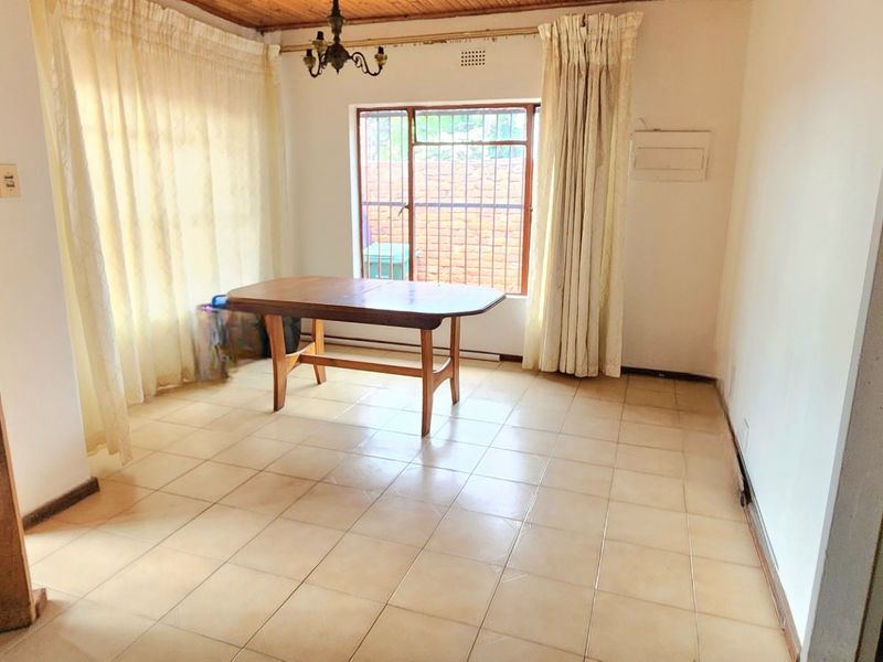 Expansive Home with Outbuilding – Endless Potential! - Photo 3