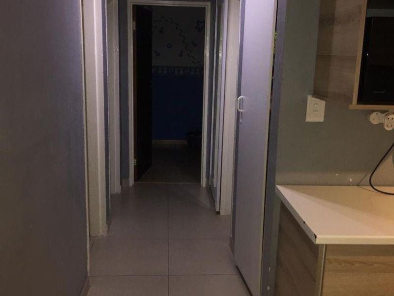 3 Bedroom Simplex For Sale in Mondeor - Photo 4