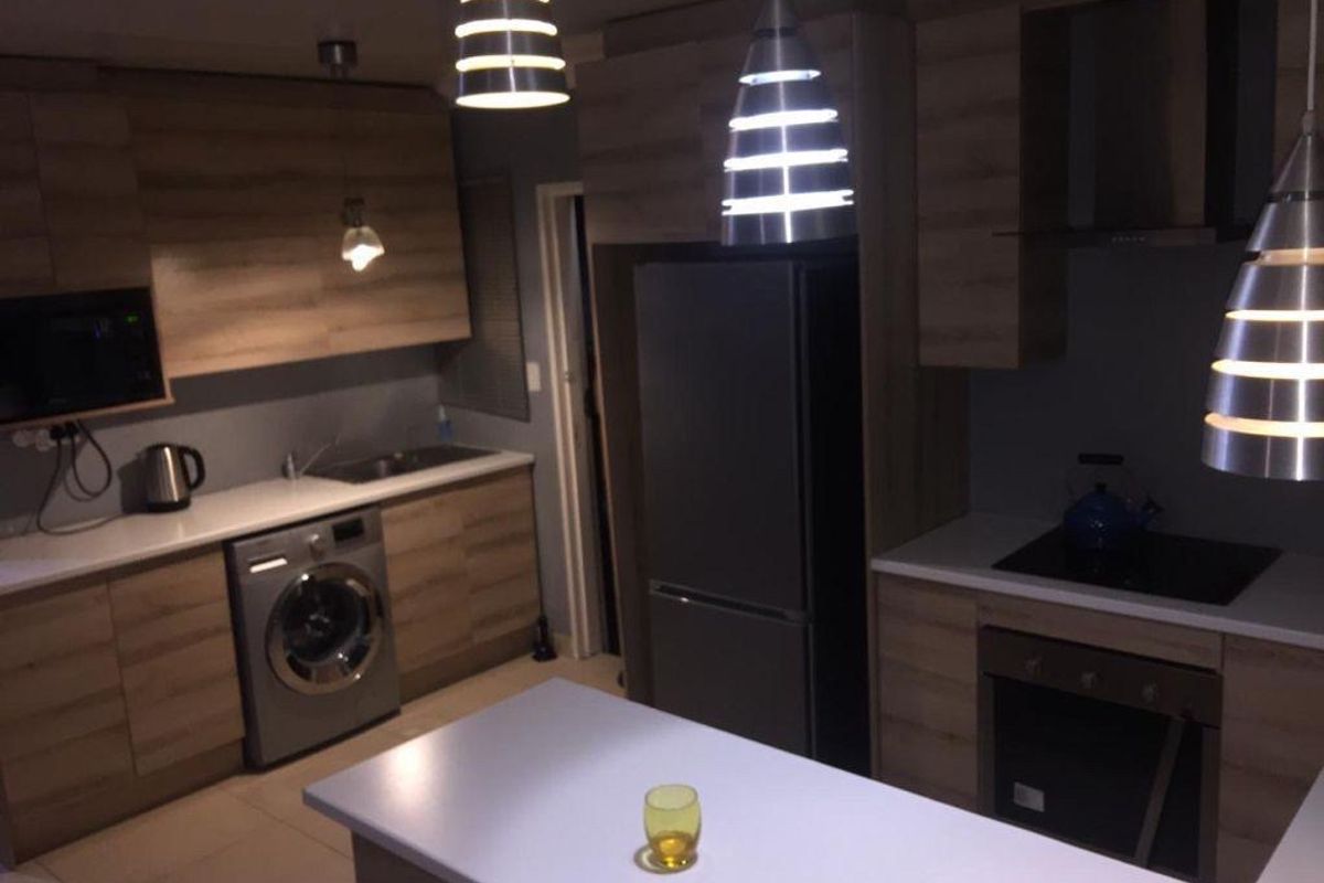 3 Bedroom Simplex For Sale in Mondeor - Photo 3