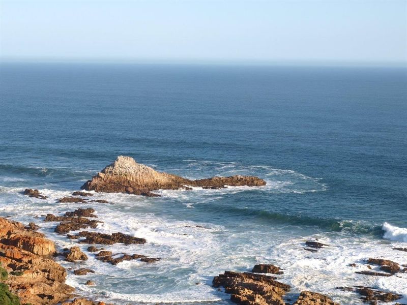 Clifftop Plot on The Knysna Heads - Living on the Edge with Great Views of the Rocky Coastline. - Photo 9