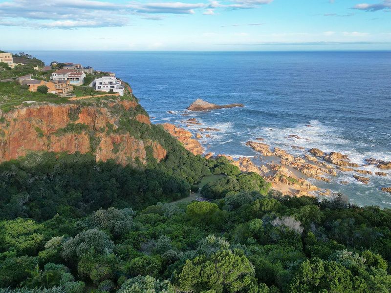 Clifftop Plot on The Knysna Heads - Living on the Edge with Great Views of the Rocky Coastline. - Photo 4