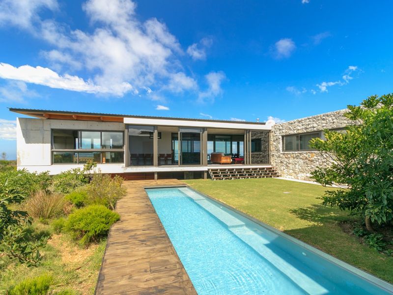 Contemporary Linear Pezula Private Estate home with an eco friendly focus. - Photo 3