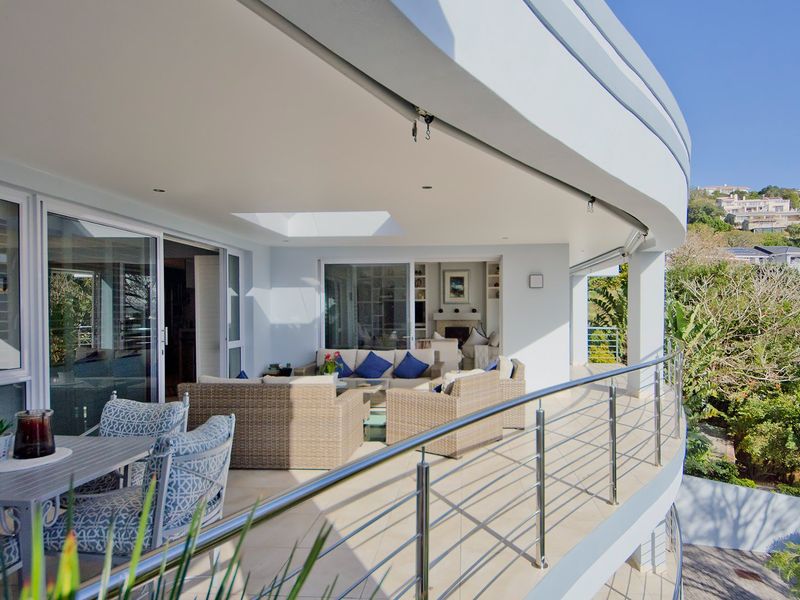A Graceful Home, modern & Immaculate on Knysna’s Heads - Photo 9