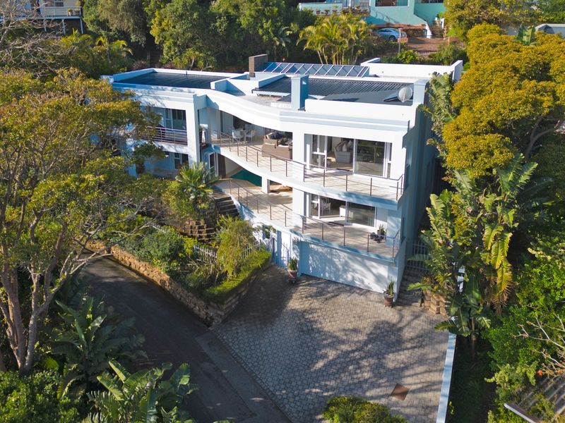 A Graceful Home, modern & Immaculate on Knysna’s Heads - Photo 4