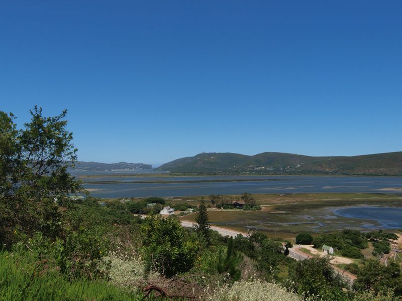 An amazing site overlooking the Knysna Estuary towards the Heads. - Photo 3