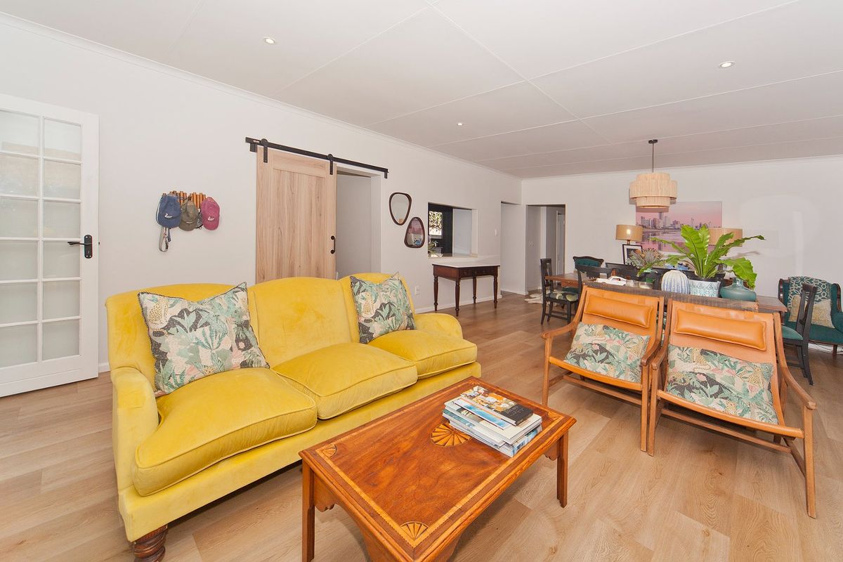 Charming & Comfortable - A great buy on the Island. - Photo 4