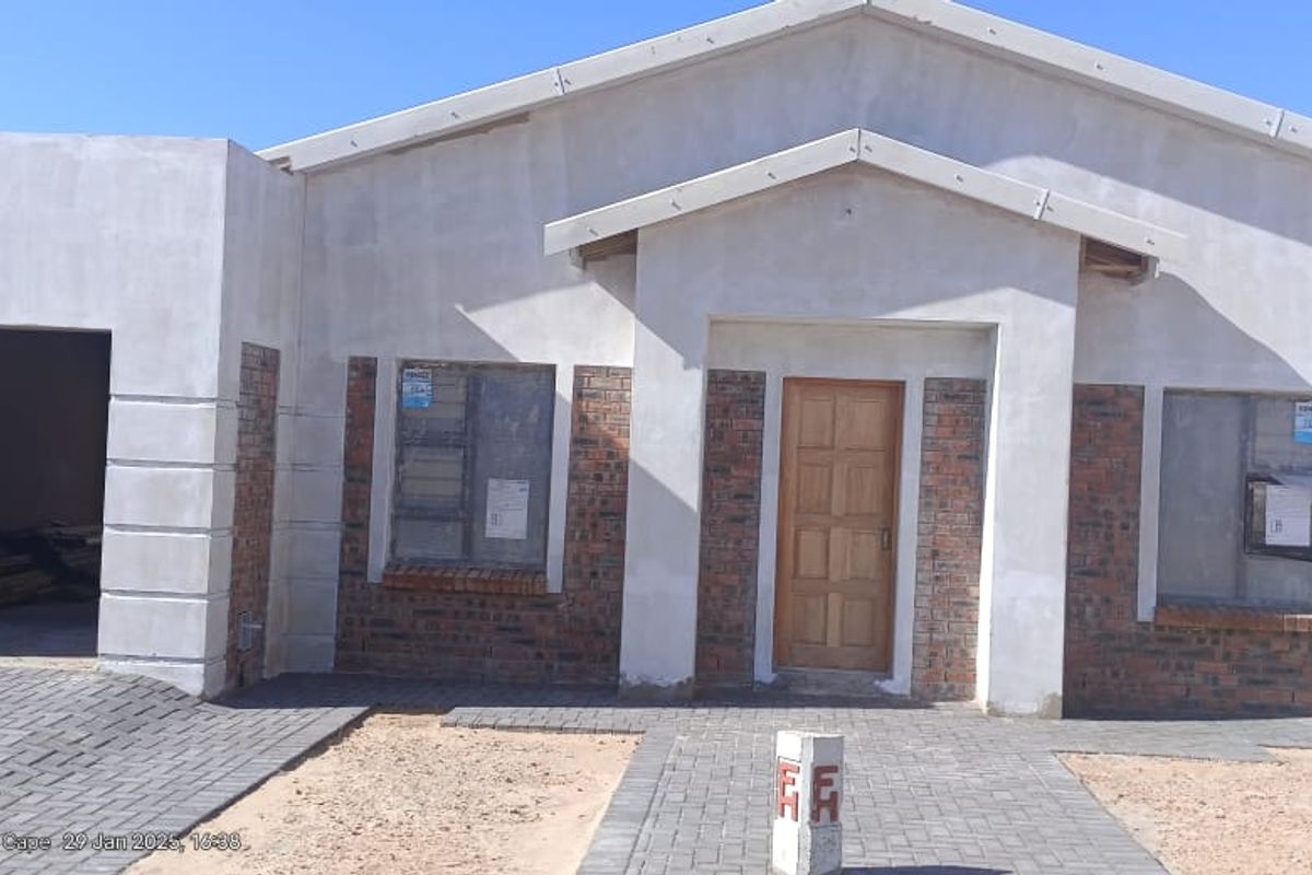 Embrace Coastal Living at Aloe Park – Where Serenity Meets Security! - Photo 4