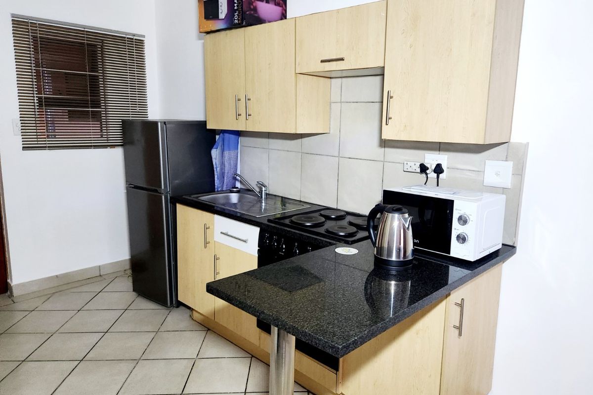 Investor’s Dream: Spacious 1-Bedroom Apartment with Rental Income!   - Photo 5