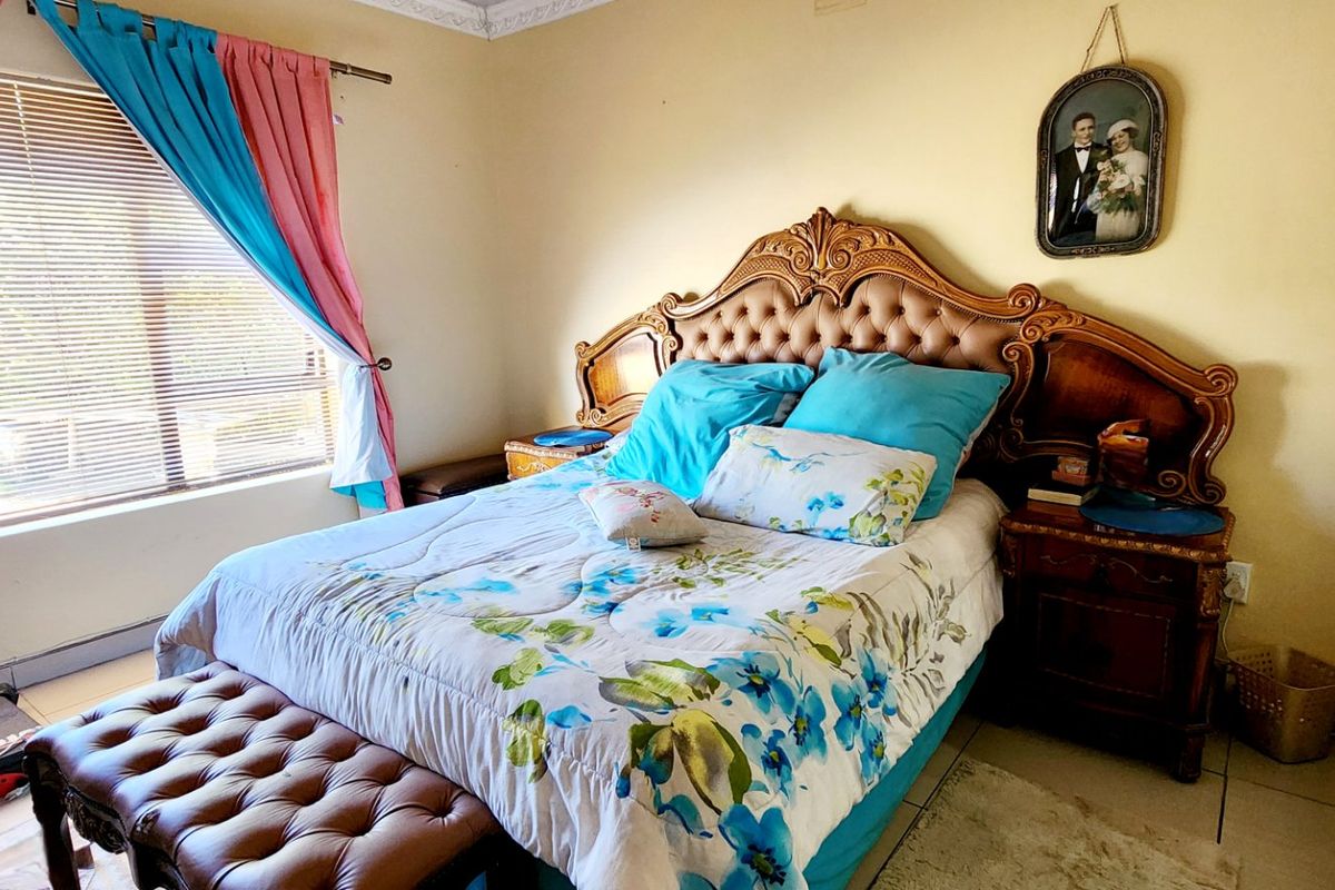 Spacious 4-Bedroom Family Home in Heidedal – Perfect Location!  - Photo 4