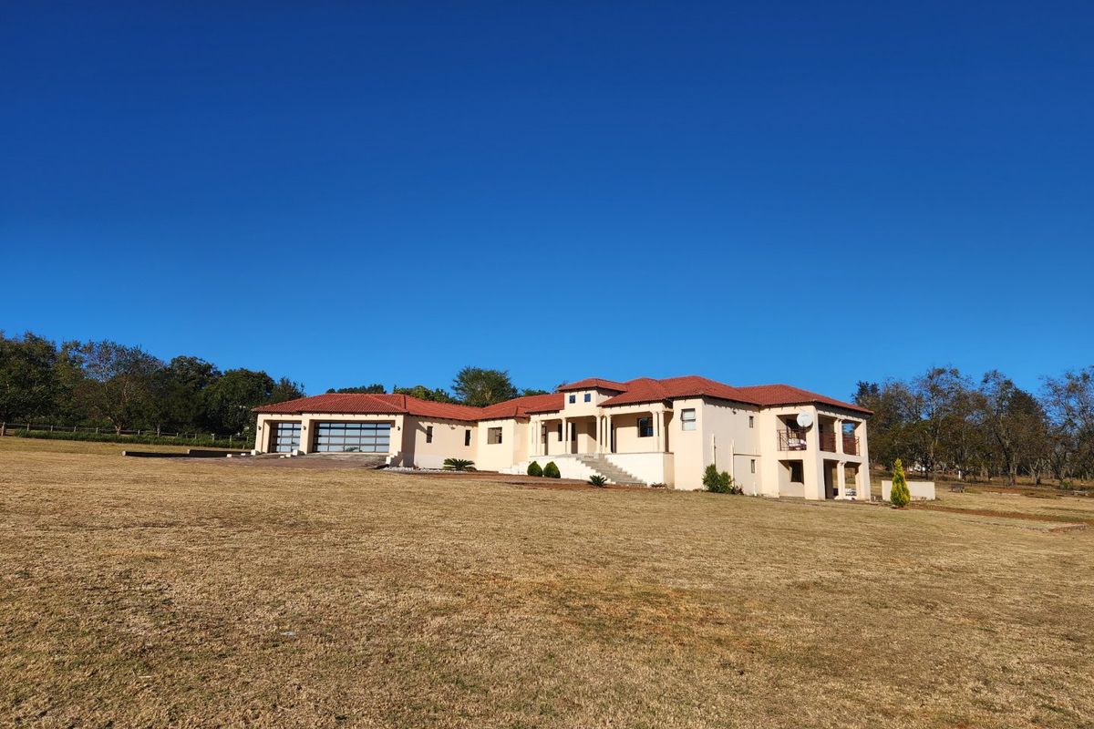 A Doer Upper In Prime Location, Beautiful Estate - Photo 3