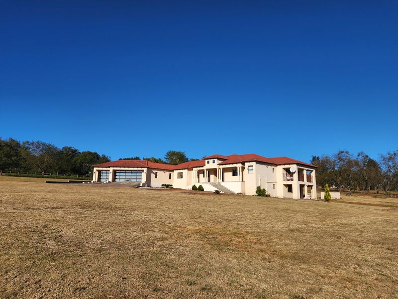 A Doer Upper In Prime Location, Beautiful Estate - Photo 3