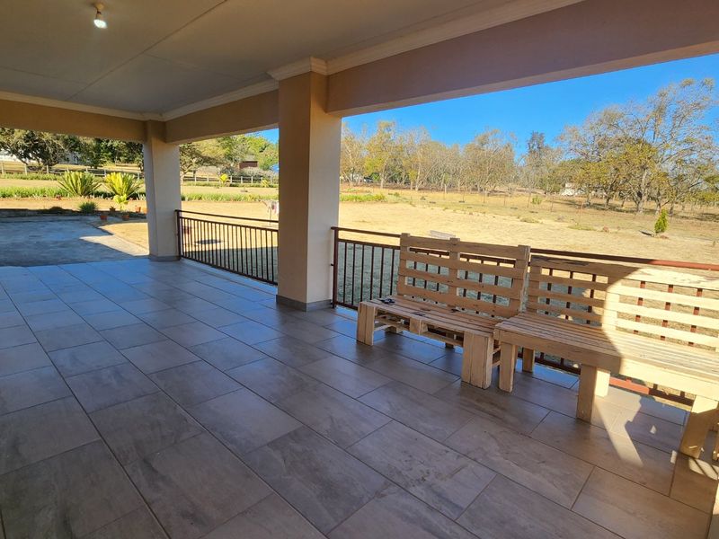 A Doer Upper In Prime Location, Beautiful Estate - Photo 10