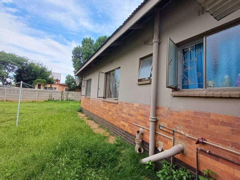 Investment Property with Strong Rental Income in Meiringspark - Photo 5