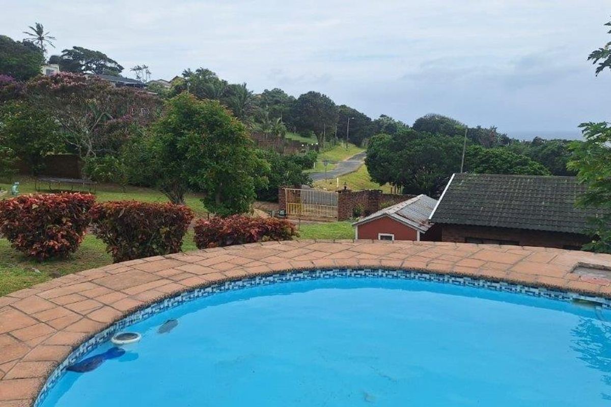 3 Bedroom House And Two Flatlets With Stunning Sea Views! - Photo 4