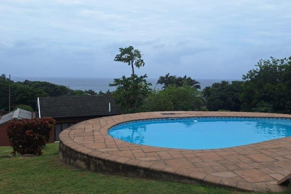 3 Bedroom House And Two Flatlets With Stunning Sea Views! - Photo 5