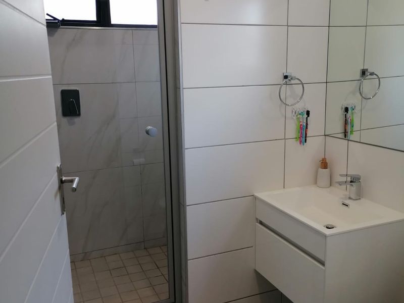 Beautiful 3 bed and 2.5 bath house for sale  - Photo 7