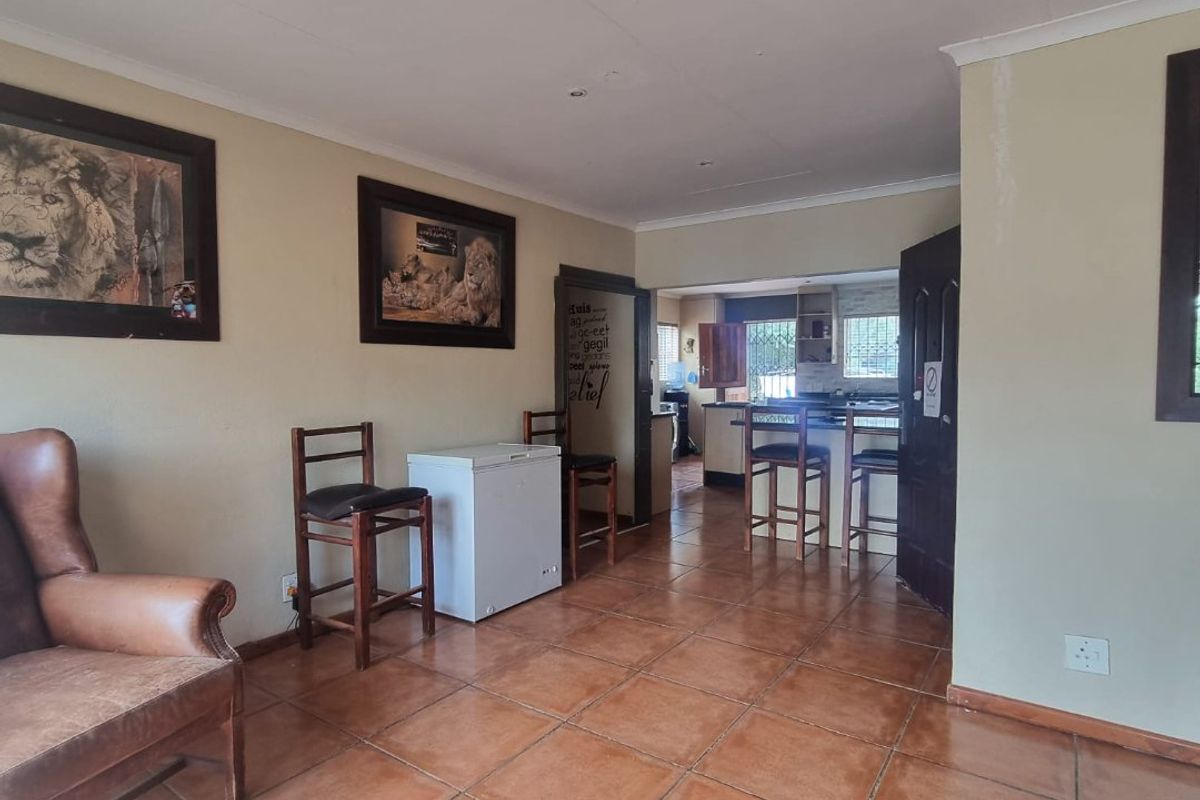 Idyllic Krugersdorp Farm Retreat with Flatlet - Photo 5