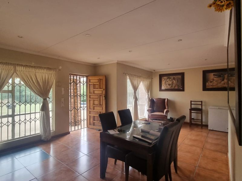 Idyllic Krugersdorp Farm Retreat with Flatlet - Photo 3