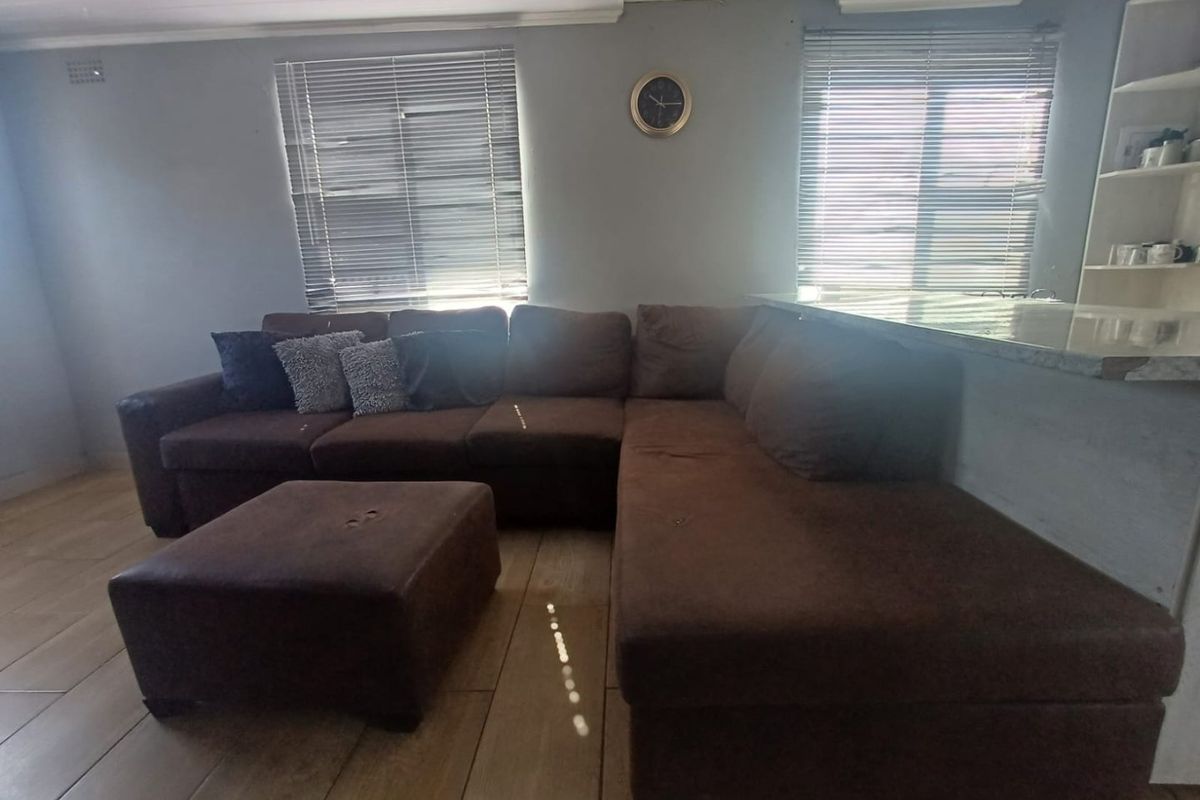3 Bedroom Family Home  - Photo 2