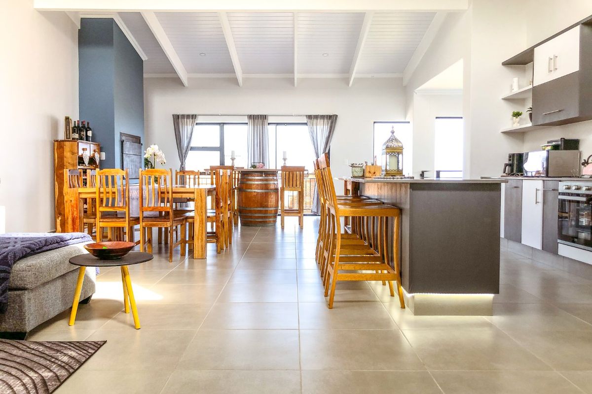 Neat and Beautiful...  Duet House For Sale in Dana Bay !!! - Photo 3