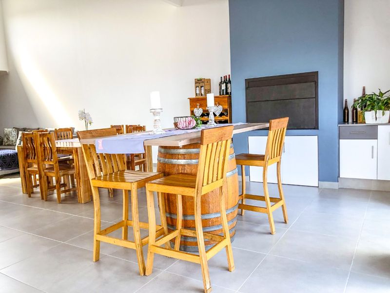 Neat and Beautiful...  Duet House For Sale in Dana Bay !!! - Photo 4