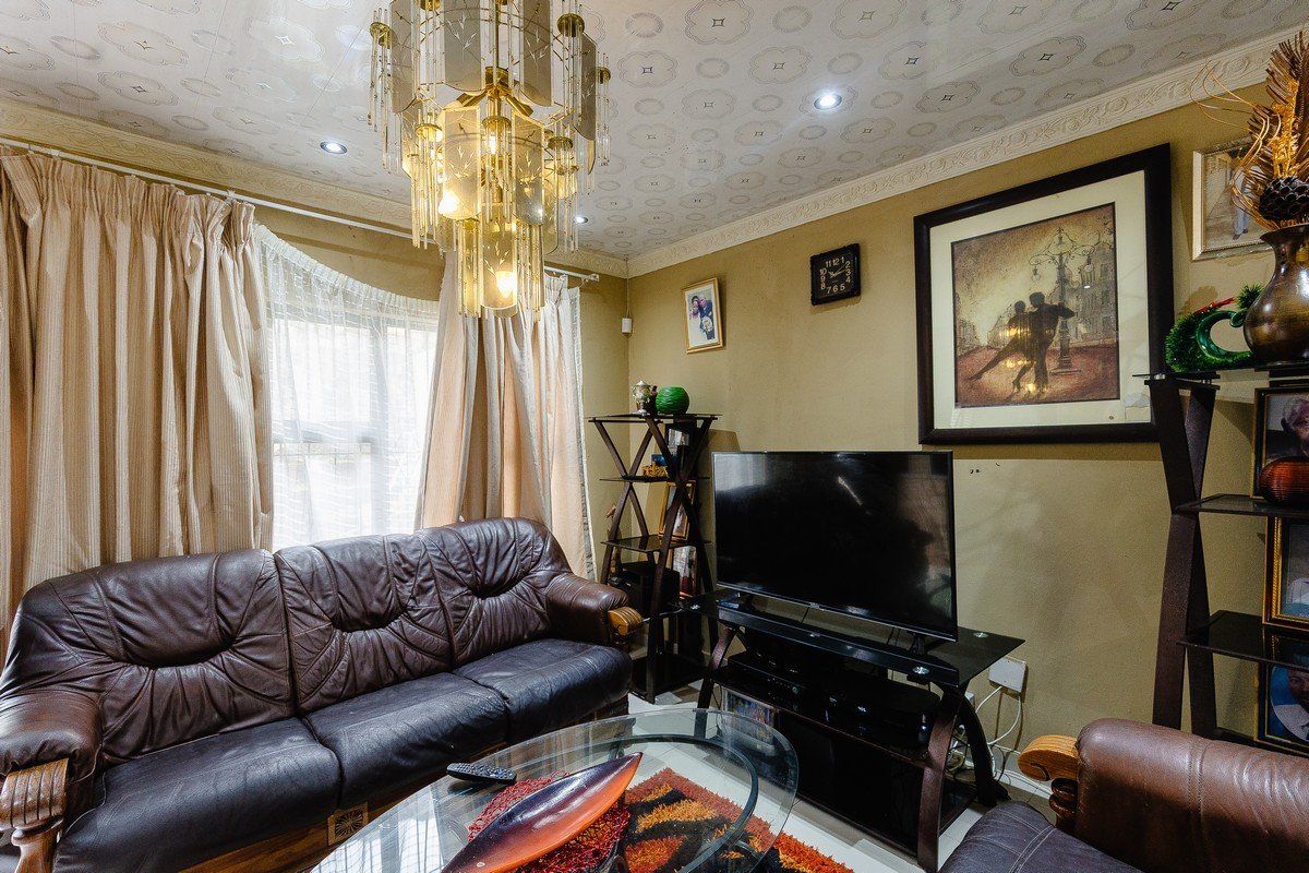 3 Bedroom Townhouse In Oslo Beach! - Photo 5