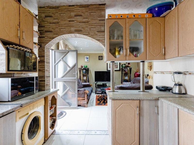 3 Bedroom Townhouse In Oslo Beach! - Photo 6