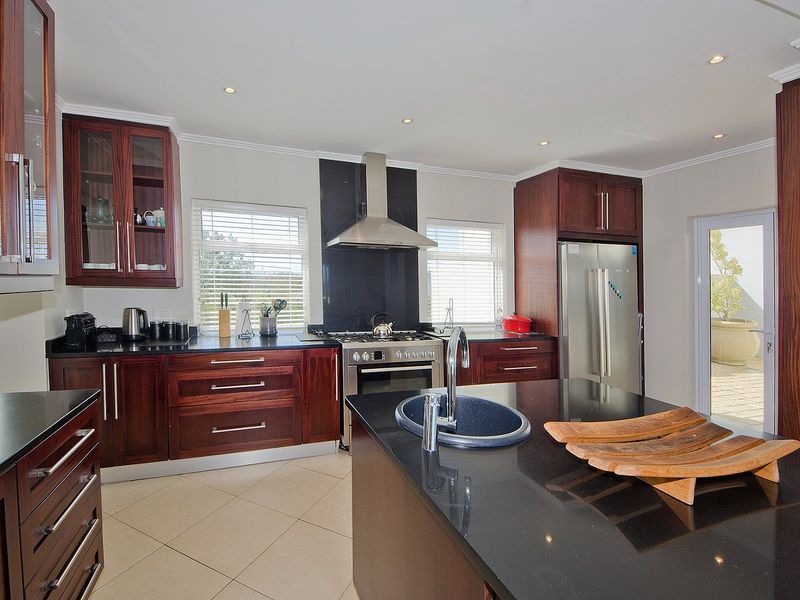 Private and Pristine on Pezula Golf Estate - Photo 9