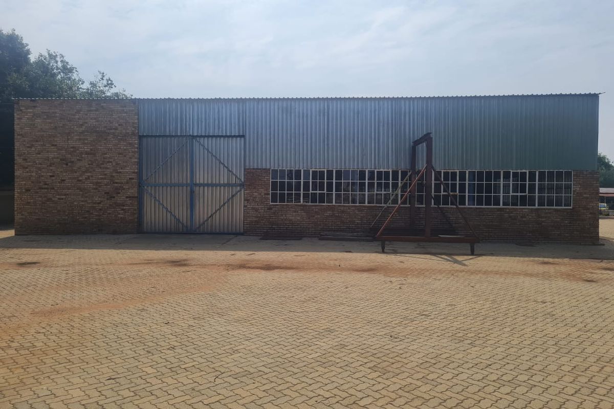 Prime Commercial Property for Sale in Stilfontein – Ideal for Business and Investment - Photo 4