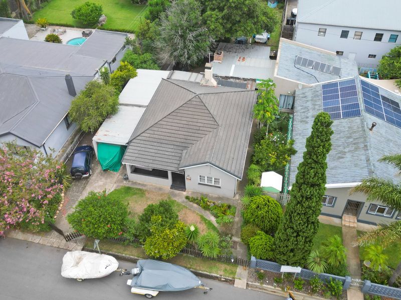 DOUBLE ENTRANCE PROPERTY: 11 TIDE STREET AND WATERFRONT DRIVE - Photo 3