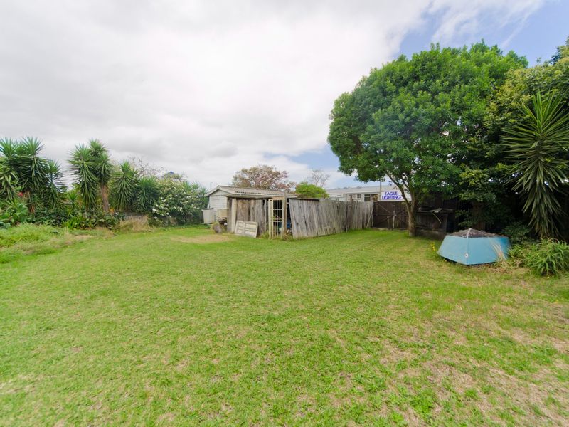 DOUBLE ENTRANCE PROPERTY: 11 TIDE STREET AND WATERFRONT DRIVE - Photo 6