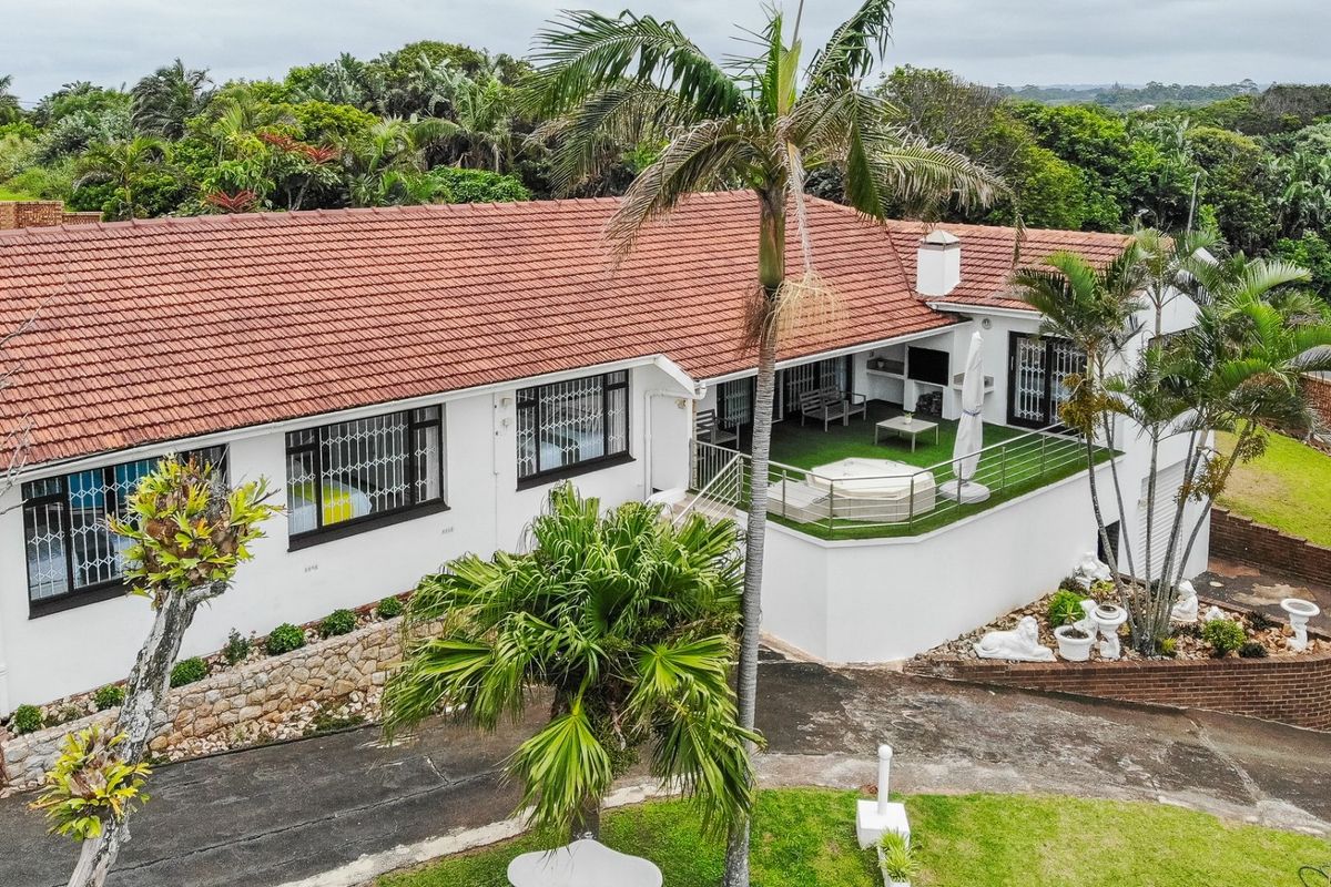 This Home Is Absolutely Stunning !! - Photo 2